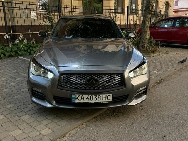 Серый Инфинити Q50, объемом двигателя 2.2 л и пробегом 154 тыс. км за 15500 $, фото 1 на Automoto.ua
