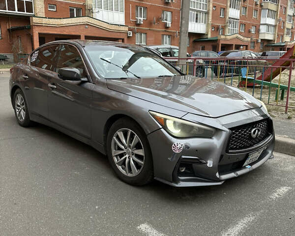 Серый Инфинити Q50, объемом двигателя 3.7 л и пробегом 141 тыс. км за 13500 $, фото 1 на Automoto.ua