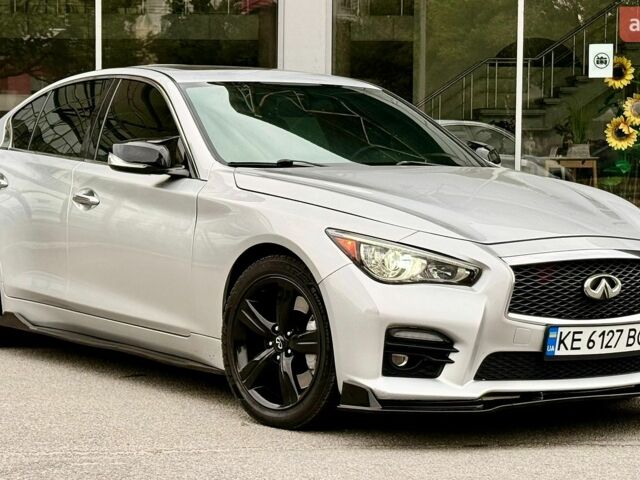Сірий Інфініті Q50, об'ємом двигуна 3.7 л та пробігом 245 тис. км за 13999 $, фото 1 на Automoto.ua