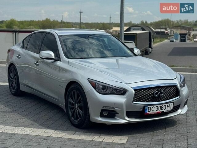 Серый Инфинити Q50, объемом двигателя 3.5 л и пробегом 148 тыс. км за 15600 $, фото 1 на Automoto.ua
