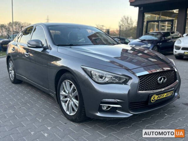 Сірий Інфініті Q50, об'ємом двигуна 3.7 л та пробігом 200 тис. км за 16000 $, фото 1 на Automoto.ua