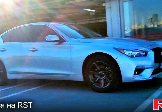 Серый Инфинити Q50, объемом двигателя 2 л и пробегом 117 тыс. км за 14950 $, фото 1 на Automoto.ua