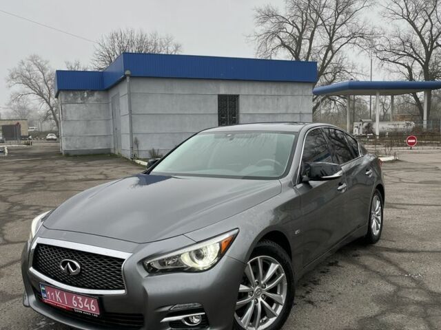 Сірий Інфініті Q50, об'ємом двигуна 2 л та пробігом 122 тис. км за 10999 $, фото 1 на Automoto.ua