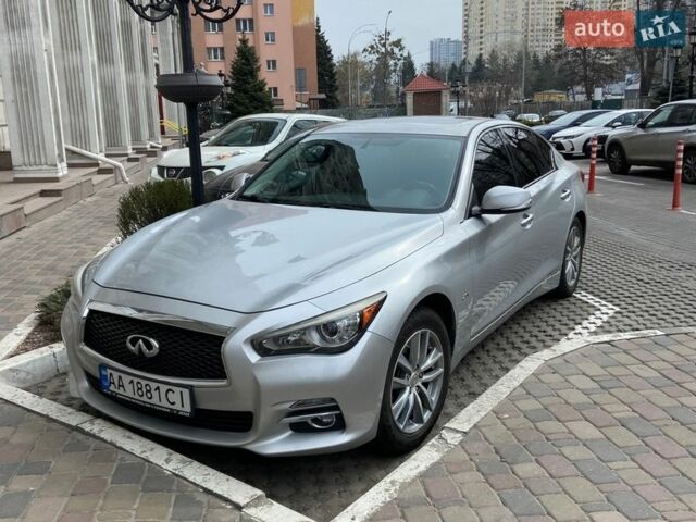 Сірий Інфініті Q50, об'ємом двигуна 1.99 л та пробігом 128 тис. км за 17800 $, фото 1 на Automoto.ua