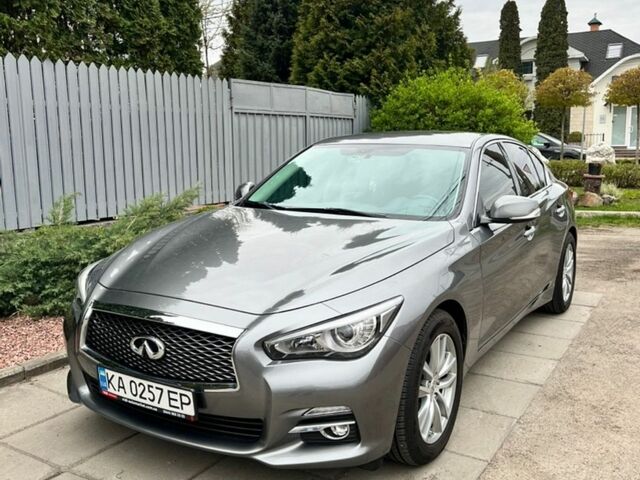 Сірий Інфініті Q50, об'ємом двигуна 1.99 л та пробігом 120 тис. км за 14500 $, фото 1 на Automoto.ua