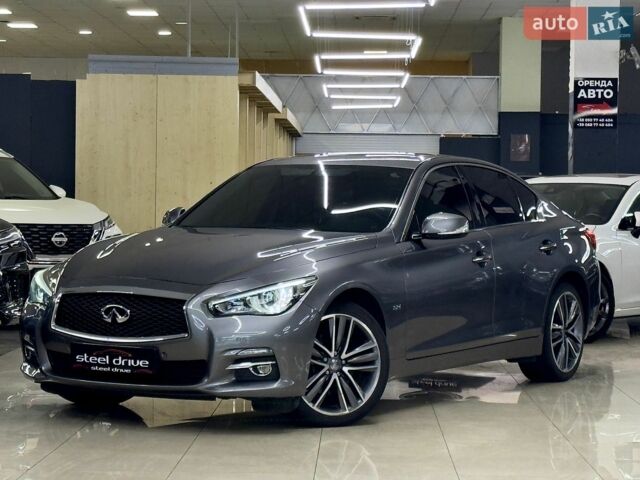 Сірий Інфініті Q50, об'ємом двигуна 2.14 л та пробігом 129 тис. км за 13999 $, фото 1 на Automoto.ua