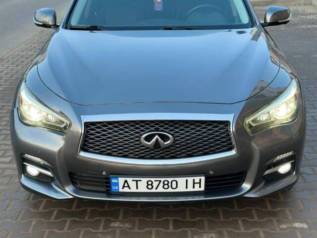 Серый Инфинити Q50, объемом двигателя 2 л и пробегом 173 тыс. км за 15500 $, фото 1 на Automoto.ua