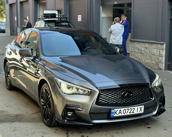 Сірий Інфініті Q50, об'ємом двигуна 2.14 л та пробігом 135 тис. км за 18500 $, фото 1 на Automoto.ua