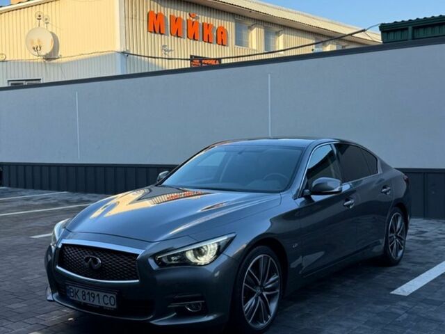 Сірий Інфініті Q50, об'ємом двигуна 2.14 л та пробігом 65 тис. км за 19500 $, фото 1 на Automoto.ua