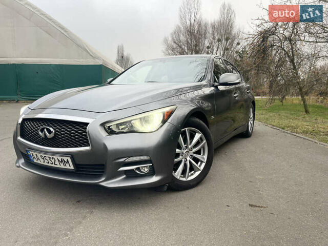 Серый Инфинити Q50, объемом двигателя 3 л и пробегом 118 тыс. км за 15500 $, фото 1 на Automoto.ua