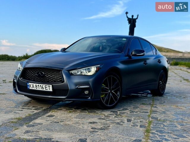 Серый Инфинити Q50, объемом двигателя 2 л и пробегом 190 тыс. км за 16800 $, фото 1 на Automoto.ua