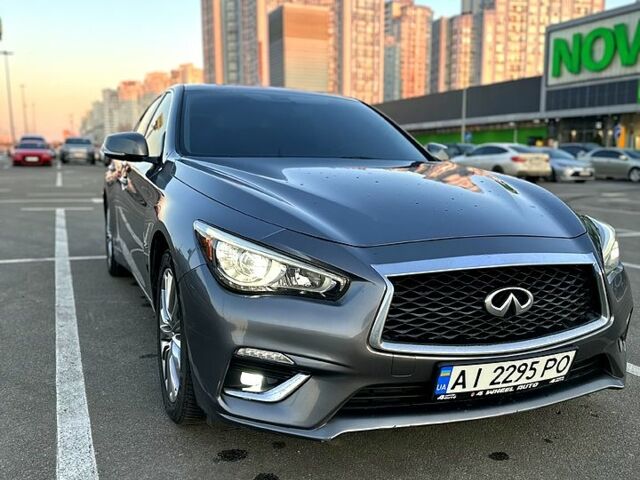 Серый Инфинити Q50, объемом двигателя 2 л и пробегом 120 тыс. км за 14500 $, фото 1 на Automoto.ua