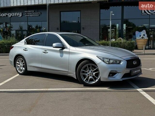 Сірий Інфініті Q50, об'ємом двигуна 3 л та пробігом 80 тис. км за 15490 $, фото 1 на Automoto.ua