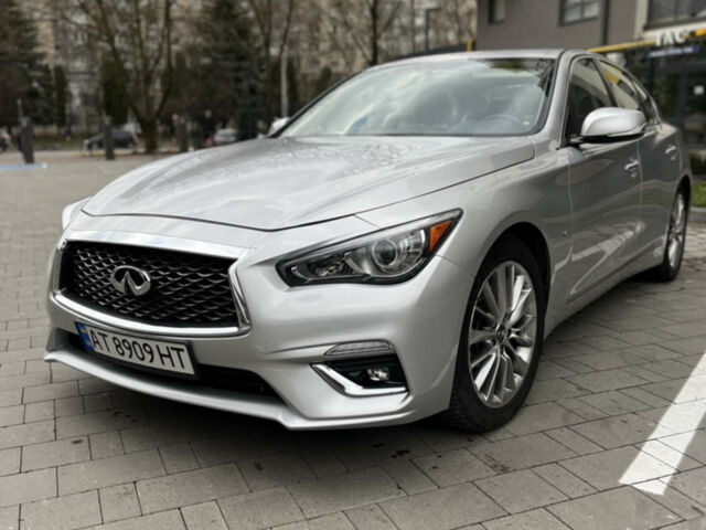 Серый Инфинити Q50, объемом двигателя 3 л и пробегом 171 тыс. км за 15900 $, фото 1 на Automoto.ua