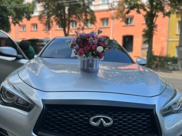 Серый Инфинити Q50, объемом двигателя 1.99 л и пробегом 112 тыс. км за 18000 $, фото 1 на Automoto.ua