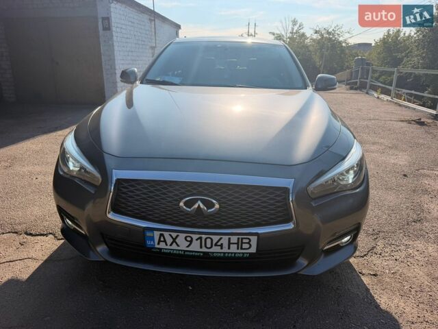 Сірий Інфініті Q50, об'ємом двигуна 3 л та пробігом 127 тис. км за 15500 $, фото 1 на Automoto.ua