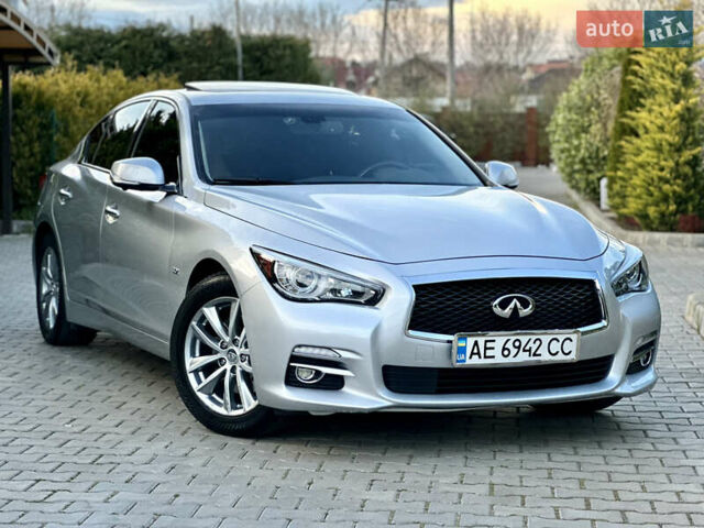 Сірий Інфініті Q50, об'ємом двигуна 3 л та пробігом 95 тис. км за 12700 $, фото 1 на Automoto.ua