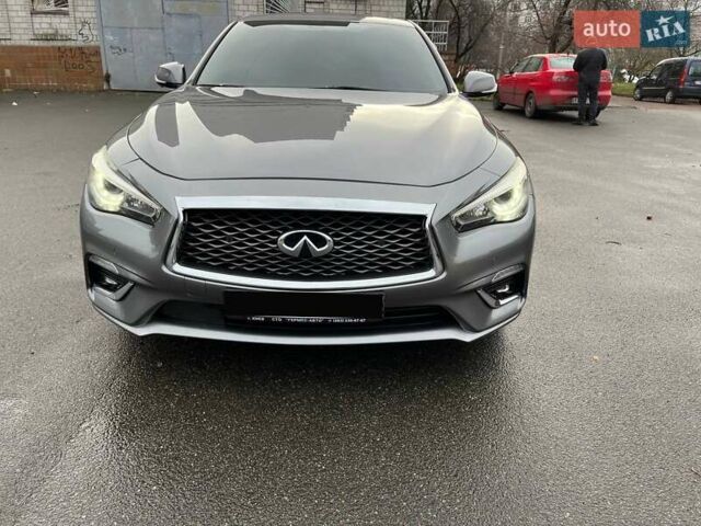 Сірий Інфініті Q50, об'ємом двигуна 3 л та пробігом 136 тис. км за 10900 $, фото 1 на Automoto.ua