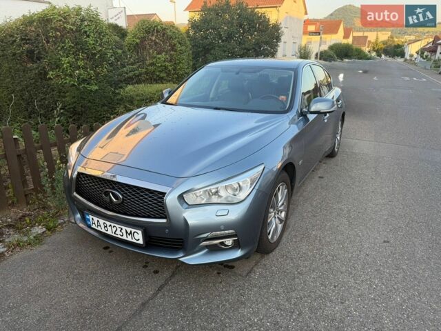 Сірий Інфініті Q50, об'ємом двигуна 1.99 л та пробігом 146 тис. км за 16000 $, фото 1 на Automoto.ua