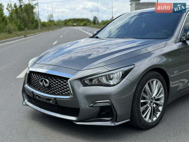 Сірий Інфініті Q50, об'ємом двигуна 3 л та пробігом 108 тис. км за 17500 $, фото 1 на Automoto.ua