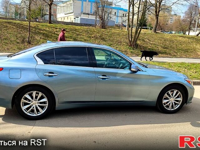 Синій Інфініті Q50, об'ємом двигуна 2 л та пробігом 144 тис. км за 13400 $, фото 1 на Automoto.ua