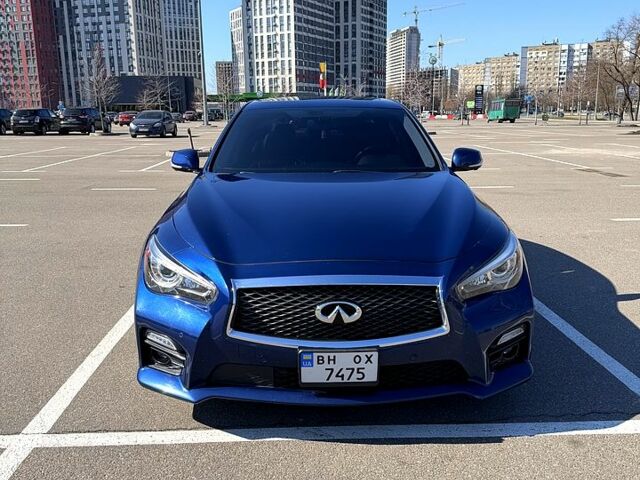 Синий Инфинити Q50, объемом двигателя 3 л и пробегом 102 тыс. км за 19000 $, фото 1 на Automoto.ua