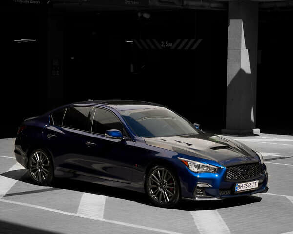 Синий Инфинити Q50, объемом двигателя 3 л и пробегом 92 тыс. км за 22500 $, фото 1 на Automoto.ua