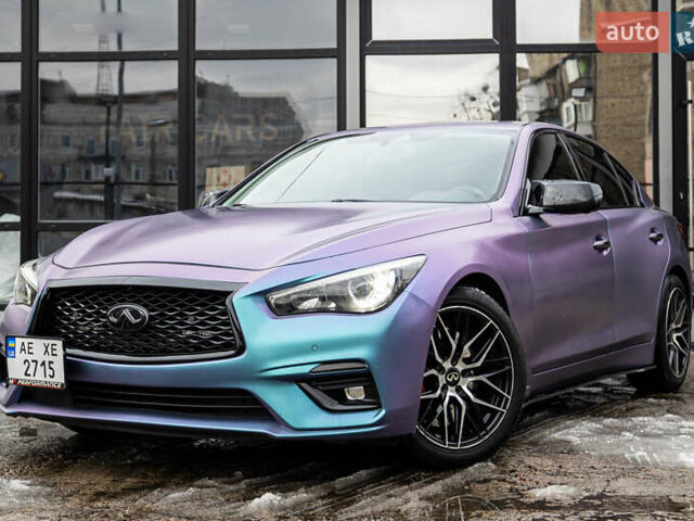 Синій Інфініті Q50, об'ємом двигуна 3 л та пробігом 90 тис. км за 17850 $, фото 1 на Automoto.ua