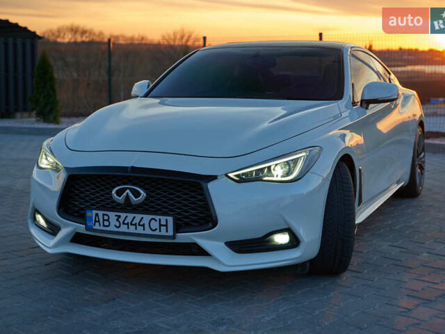 Білий Інфініті Q60, об'ємом двигуна 3 л та пробігом 95 тис. км за 22900 $, фото 1 на Automoto.ua
