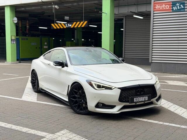 Білий Інфініті Q60, об'ємом двигуна 3 л та пробігом 70 тис. км за 19000 $, фото 1 на Automoto.ua
