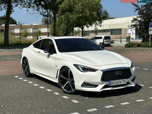 Белый Инфинити Q60, объемом двигателя 3 л и пробегом 60 тыс. км за 25500 $, фото 1 на Automoto.ua