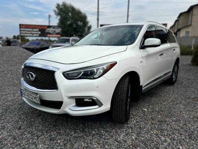 Білий Інфініті Q60, об'ємом двигуна 3.5 л та пробігом 90 тис. км за 12800 $, фото 1 на Automoto.ua