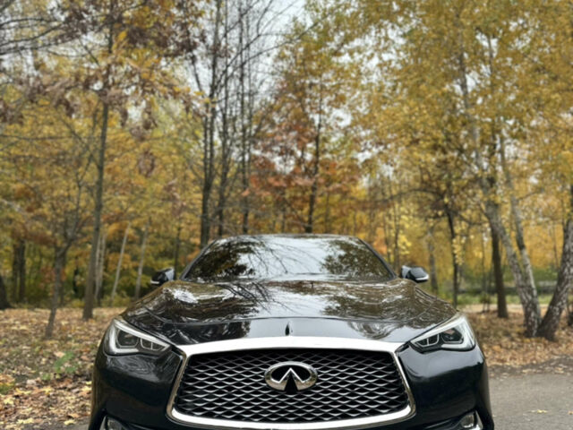 Чорний Інфініті Q60, об'ємом двигуна 1.99 л та пробігом 92 тис. км за 15500 $, фото 1 на Automoto.ua