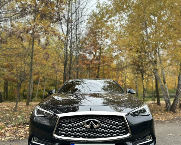 Черный Инфинити Q60, объемом двигателя 1.99 л и пробегом 92 тыс. км за 21500 $, фото 1 на Automoto.ua