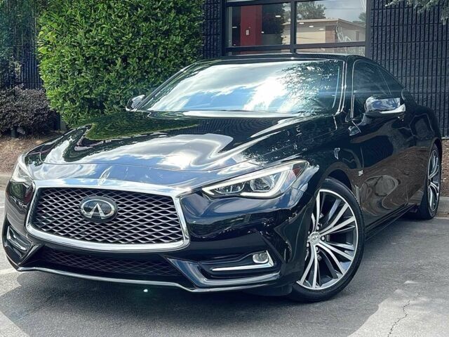 Черный Инфинити Q60, объемом двигателя 3 л и пробегом 32 тыс. км за 17700 $, фото 1 на Automoto.ua