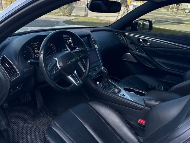 Інфініті Q60, об'ємом двигуна 3 л та пробігом 100 тис. км за 12000 $, фото 1 на Automoto.ua