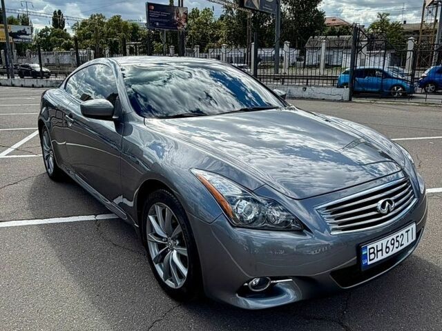 Серый Инфинити Q60, объемом двигателя 3.7 л и пробегом 117 тыс. км за 13500 $, фото 1 на Automoto.ua