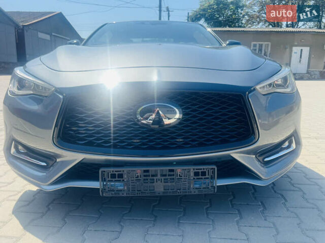 Серый Инфинити Q60, объемом двигателя 3 л и пробегом 64 тыс. км за 22800 $, фото 1 на Automoto.ua