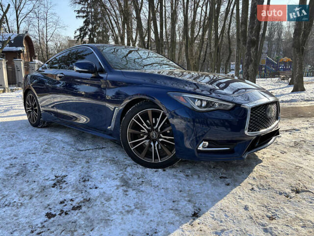 Синий Инфинити Q60, объемом двигателя 3 л и пробегом 95 тыс. км за 26500 $, фото 1 на Automoto.ua