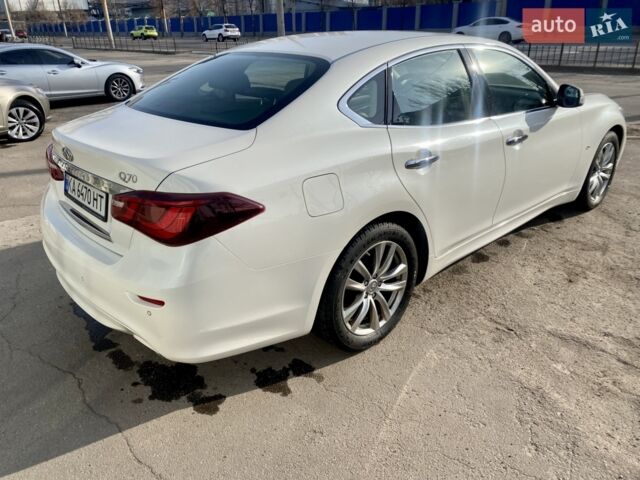 Белый Инфинити Q70, объемом двигателя 2.5 л и пробегом 120 тыс. км за 17500 $, фото 1 на Automoto.ua