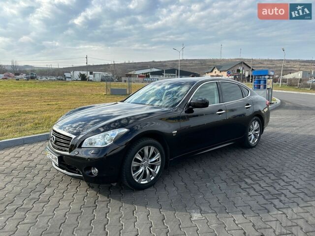 Черный Инфинити Q70, объемом двигателя 3.7 л и пробегом 72 тыс. км за 19500 $, фото 1 на Automoto.ua