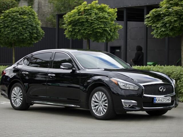 Чорний Інфініті Q70, об'ємом двигуна 3.7 л та пробігом 99 тис. км за 17800 $, фото 1 на Automoto.ua
