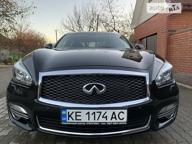 Черный Инфинити Q70, объемом двигателя 2.5 л и пробегом 132 тыс. км за 22000 $, фото 1 на Automoto.ua