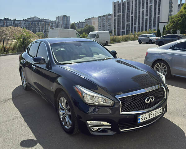Синий Инфинити Q70, объемом двигателя 3.7 л и пробегом 125 тыс. км за 17000 $, фото 1 на Automoto.ua