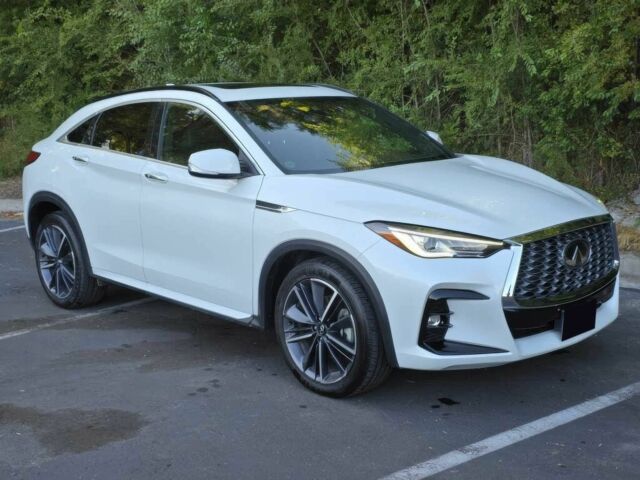 Білий Інфініті КХ, об'ємом двигуна 2 л та пробігом 11 тис. км за 10300 $, фото 1 на Automoto.ua