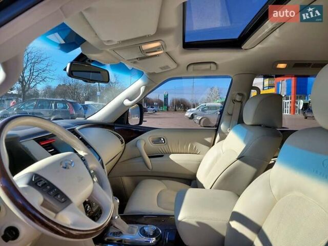 Инфинити КХ, объемом двигателя 5.6 л и пробегом 112 тыс. км за 20500 $, фото 1 на Automoto.ua