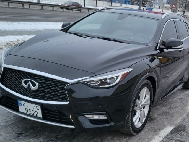 Черный Инфинити QX30, объемом двигателя 2 л и пробегом 170 тыс. км за 16700 $, фото 1 на Automoto.ua