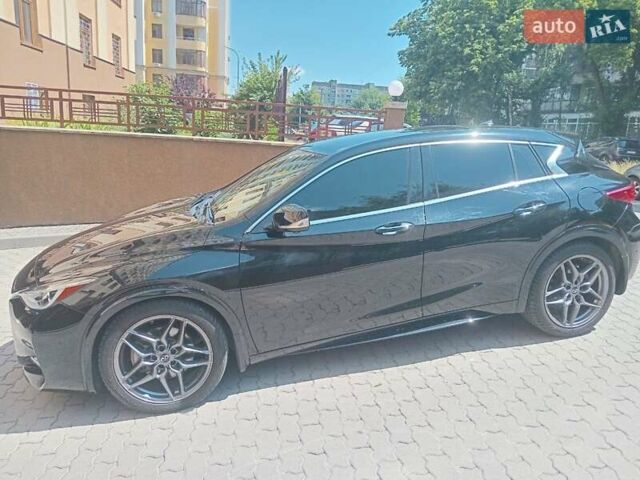 Черный Инфинити QX30, объемом двигателя 1.99 л и пробегом 160 тыс. км за 14500 $, фото 1 на Automoto.ua