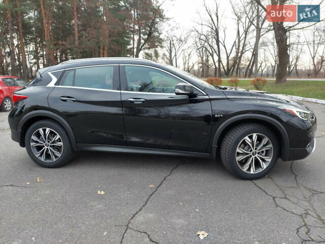 Черный Инфинити QX30, объемом двигателя 2 л и пробегом 150 тыс. км за 16500 $, фото 1 на Automoto.ua
