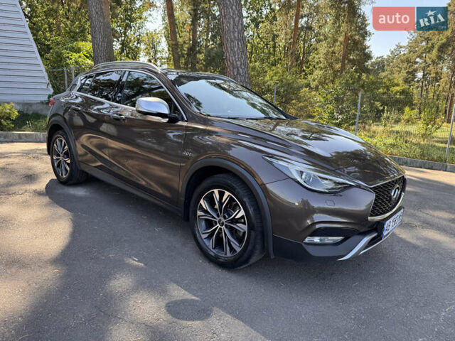 Коричневий Інфініті QX30, об'ємом двигуна 1.99 л та пробігом 82 тис. км за 21000 $, фото 1 на Automoto.ua